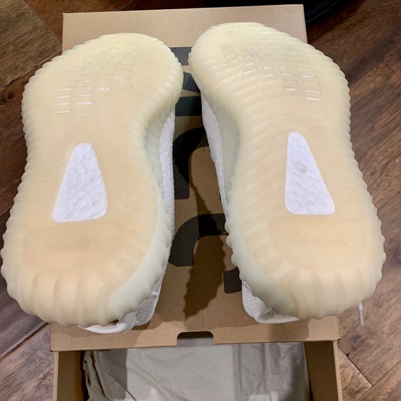 YEEZY Boost 350 Cream - Picture 10 of 11